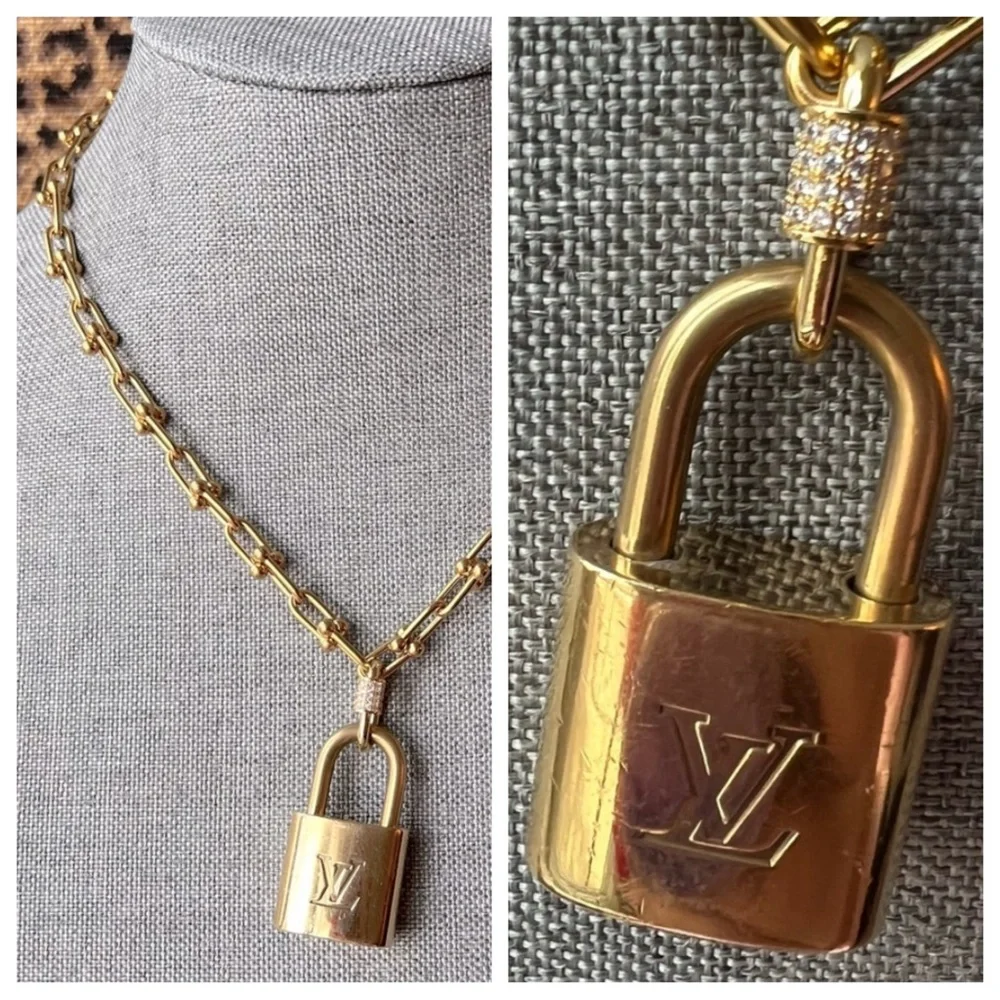 🆕 Louis Vuitton Padlock 18k gold Link Chain vintage & brand new 317 Authentic